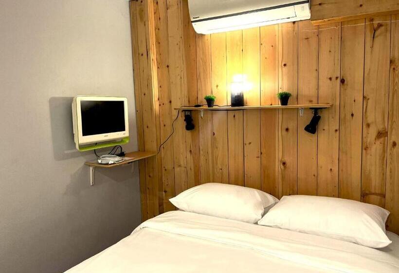 חדר סטנדרט חדר אמבטיה משותף, The Best One Chiang Mai