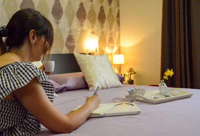 غرفة قياسية رباعية, B&b Sole Luna