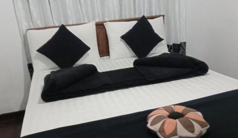 スタンダードルーム, Butterfly Guest Home And Rooms