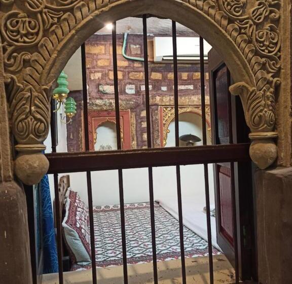 غرفة قياسية, Shangri La Heritage Haveli