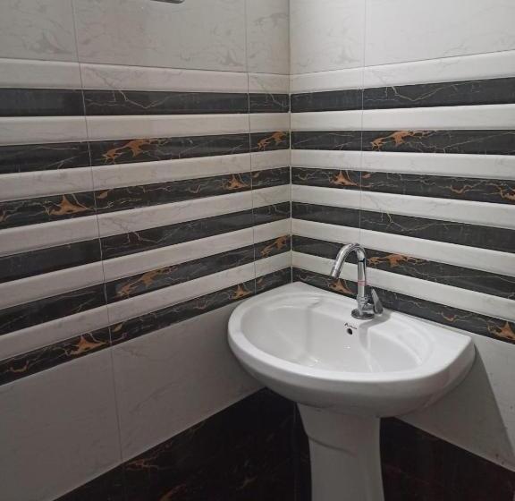 غرفة قياسية رباعية, Shangri La Heritage Haveli