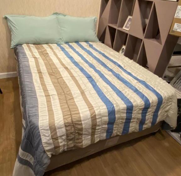 آپارتمان 1 خوابه با چشمانداز استخر, Feels Like Home Condos Abreeza Place Tower 1 & 2