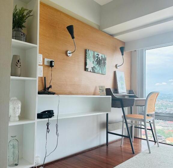 آپارتمان 1 خوابه با چشمانداز دریا, Feels Like Home Condos Abreeza Place Tower 1 & 2