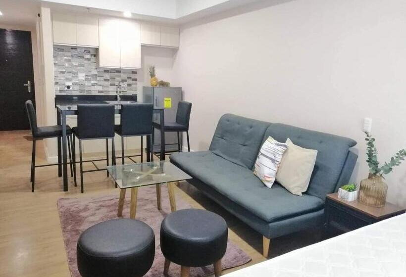 آپارتمان 1 خوابه با چشمانداز, Feels Like Home Condos Abreeza Place Tower 1 & 2