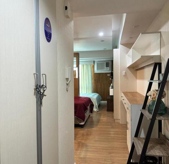 آپارتمان 1 خوابه با چشمانداز استخر, Feels Like Home Condos Abreeza Place Tower 1 & 2