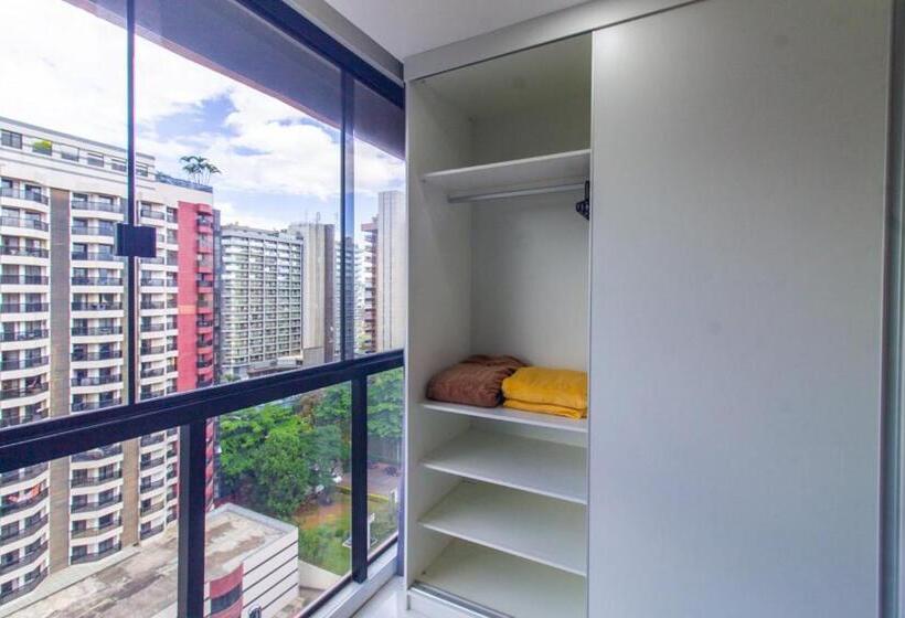 شقة غرفة واحدة, Garvey Quarto 1017