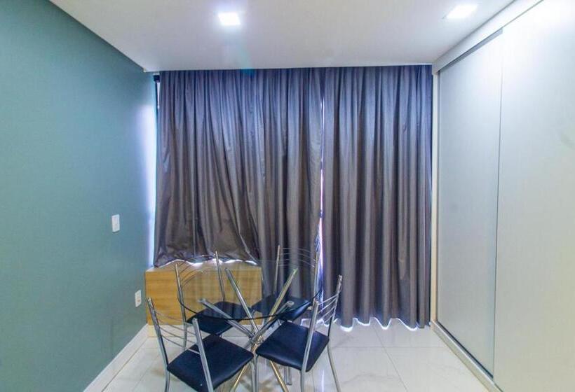 شقة غرفة واحدة, Garvey Quarto 1017