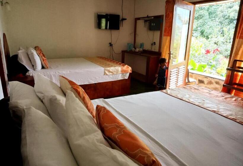 스탠다드 룸, Bambarakanda Holiday Resort