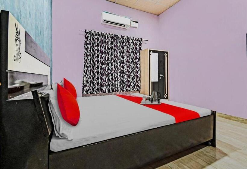 Habitación Triple Clásica, Flagship 87546 Manuhar Guest House