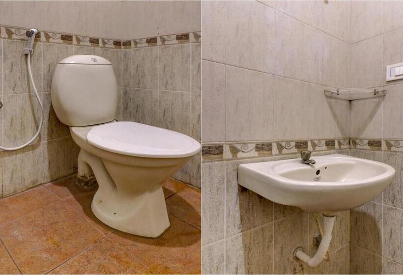 Habitació Triple Clàssica, O Raj Residency