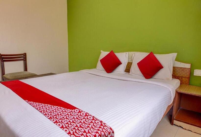 Habitació Triple Clàssica, O Raj Residency