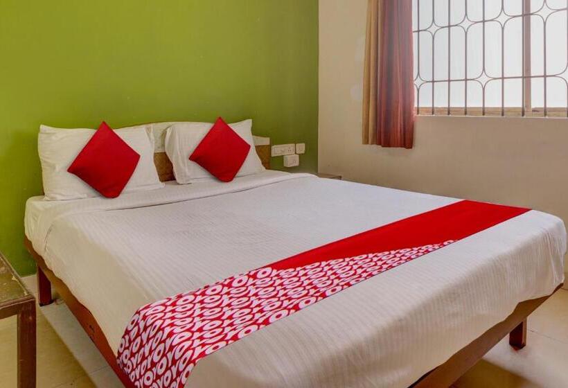 Habitació Triple Clàssica, O Raj Residency