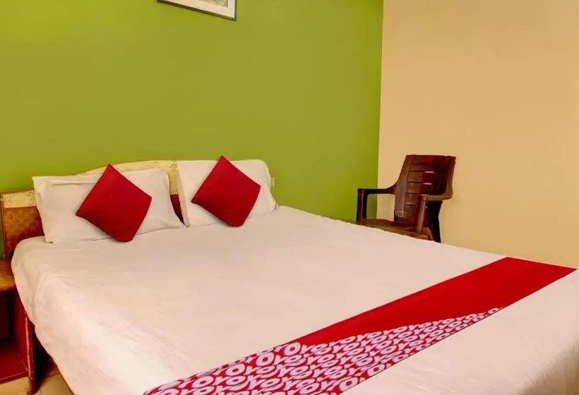 اتاق کلاسیک سه تخته, O Raj Residency