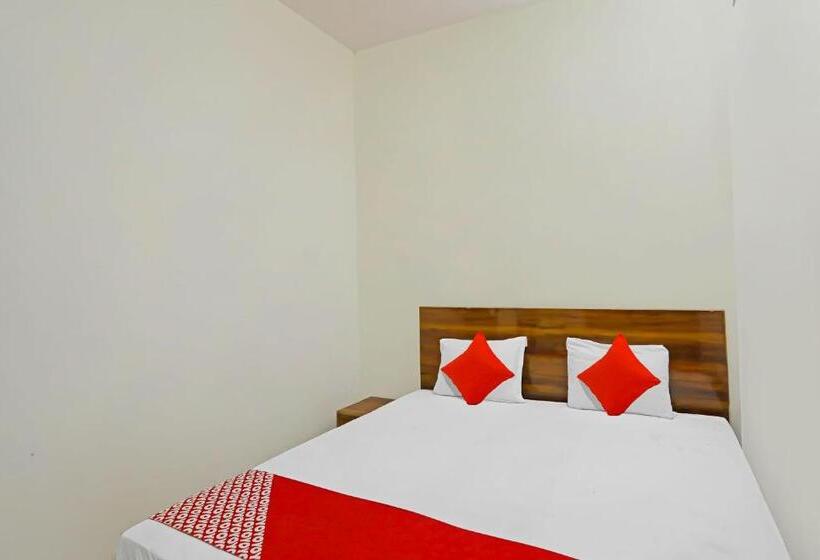 三人经典房间, Oyo Flagship Townhome Inn