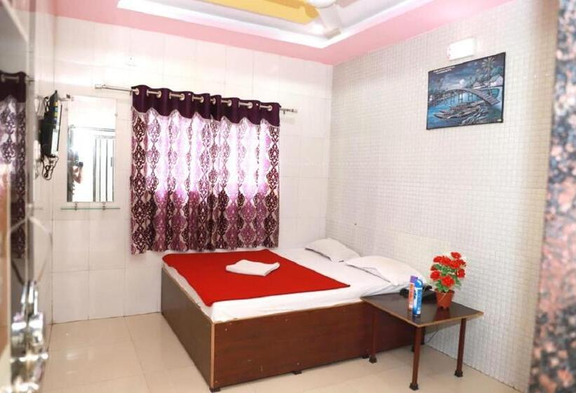 חדר דלוקס, Sitaram Palace Shirdi