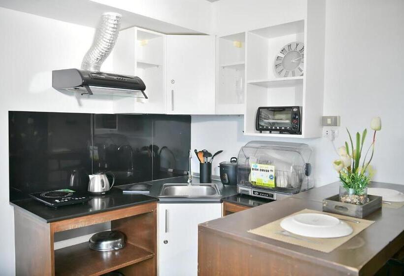 Номер Deluxe, 1511 Avidatower 4 Atria Iloilo