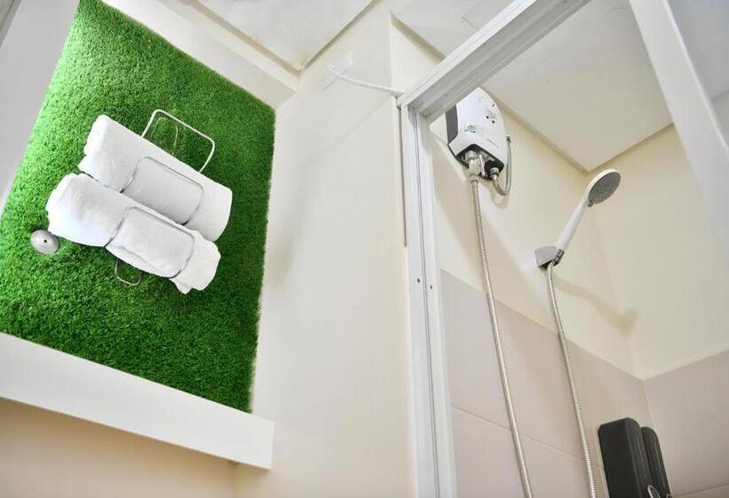 Номер Deluxe, 1511 Avidatower 4 Atria Iloilo