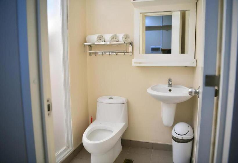 Номер Стандарт, 1511 Avidatower 4 Atria Iloilo