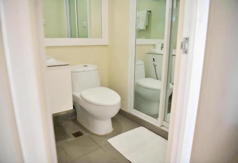 Номер Стандарт, 1511 Avidatower 4 Atria Iloilo