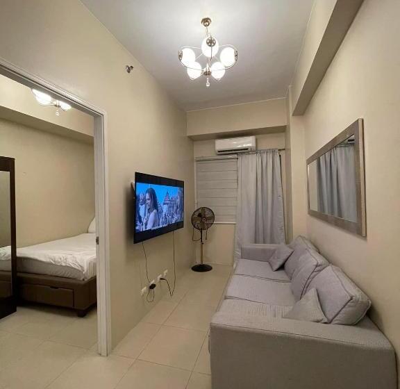 Quarto Deluxe Vista Cidade, 1511 Avidatower 4 Atria Iloilo