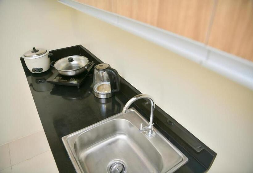 Номер Superior, 1511 Avidatower 4 Atria Iloilo