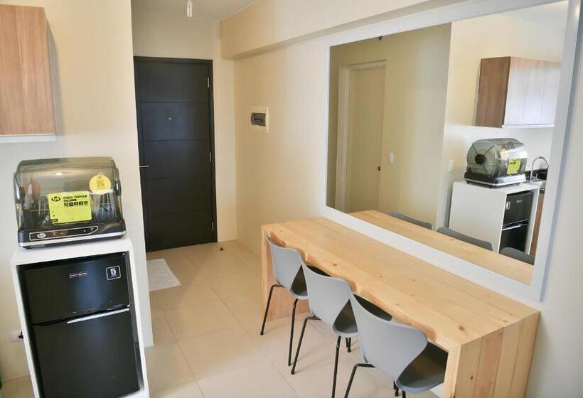 Quarto Superior, 1511 Avidatower 4 Atria Iloilo