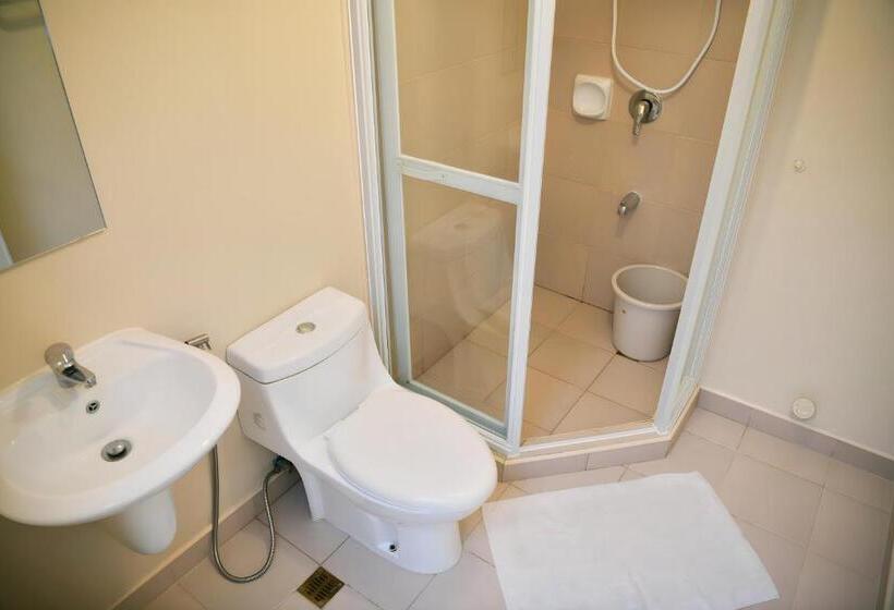 Номер Superior, 1511 Avidatower 4 Atria Iloilo