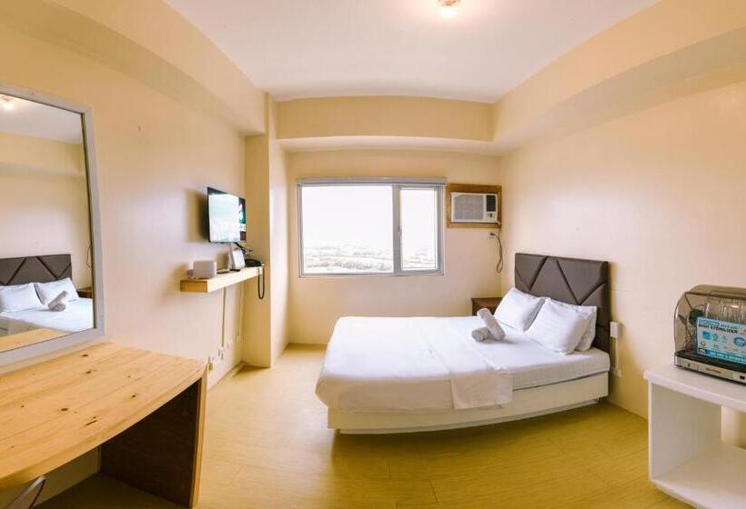 Номер Deluxe, 1511 Avidatower 4 Atria Iloilo