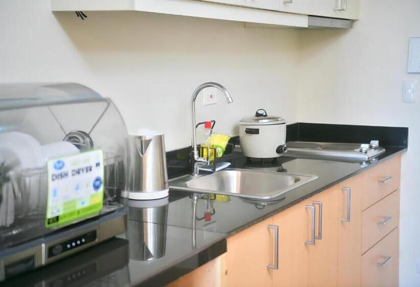 Номер Стандарт, 1511 Avidatower 4 Atria Iloilo