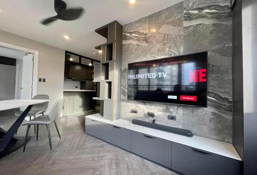 Quarto Deluxe, 1511 Avidatower 4 Atria Iloilo