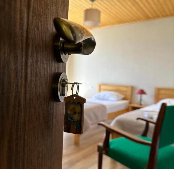 اتاق استاندارد با بالکن, Bala S House