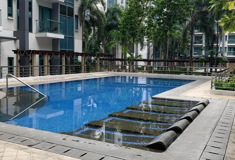 标准工作室带阳台, Studio 8th Fl With Balcony Across Terminal 3 Airport