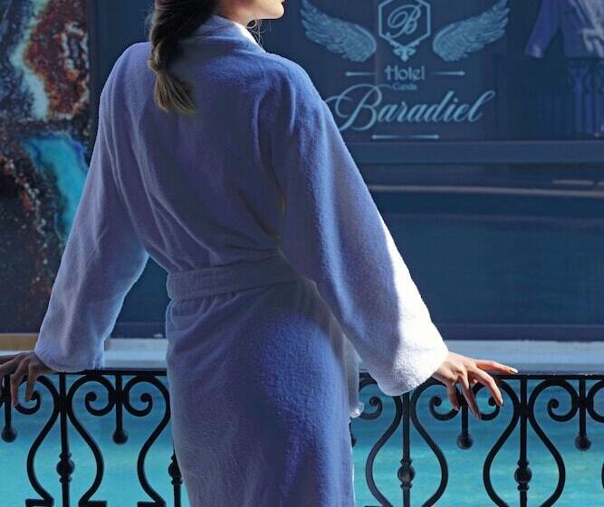 标准间带游泳池, Cunda Baradi̇el