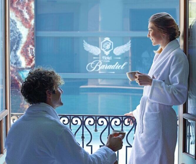 标准间带游泳池, Cunda Baradi̇el