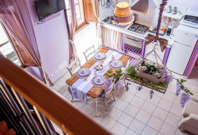 سوییت, La Suite Del Borgo