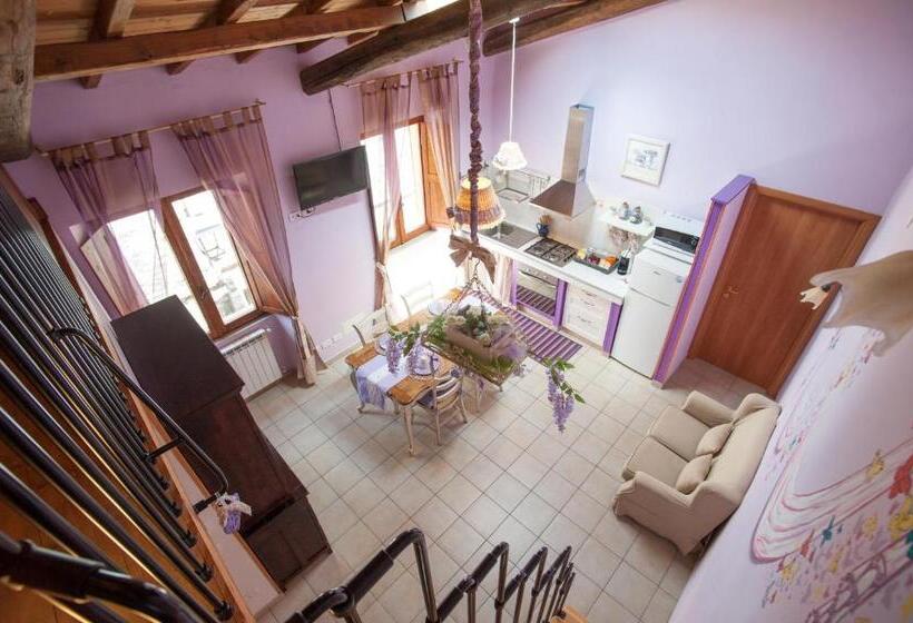 سوییت, La Suite Del Borgo