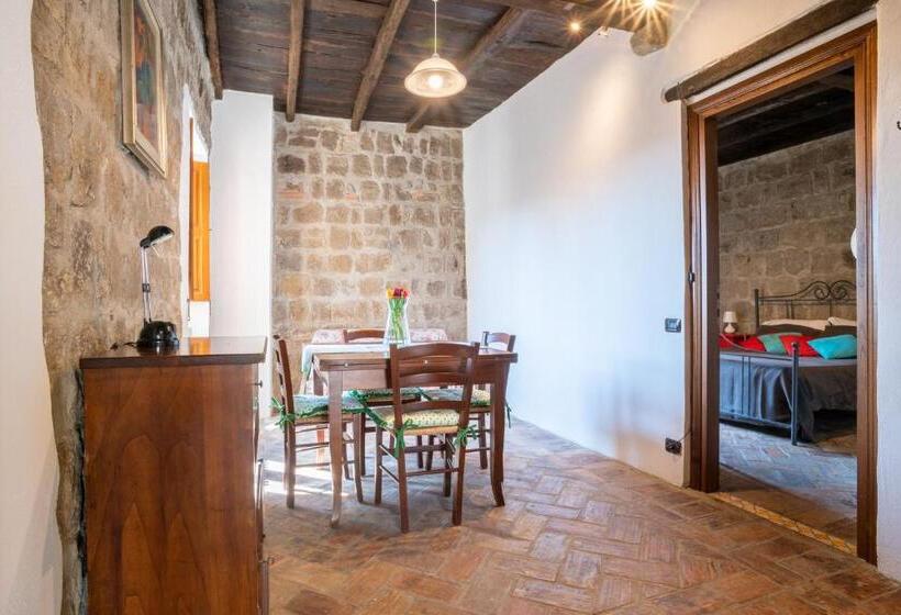 آپارتمان 1 خوابه با چشمانداز باغ, La Suite Del Borgo