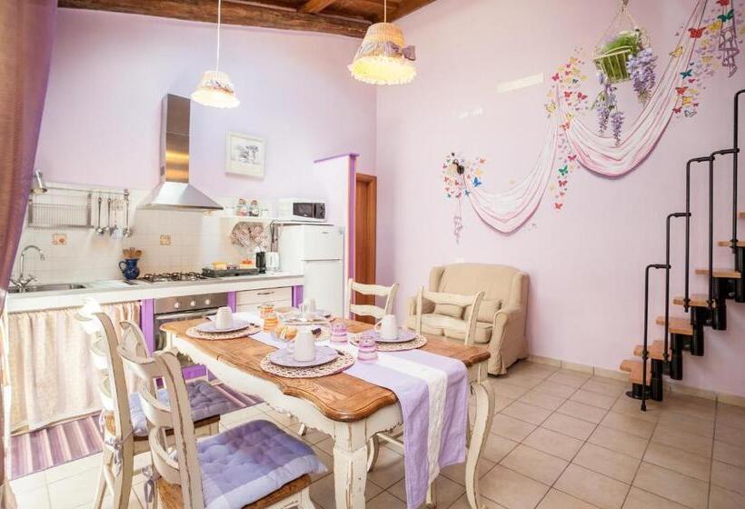 سوییت, La Suite Del Borgo