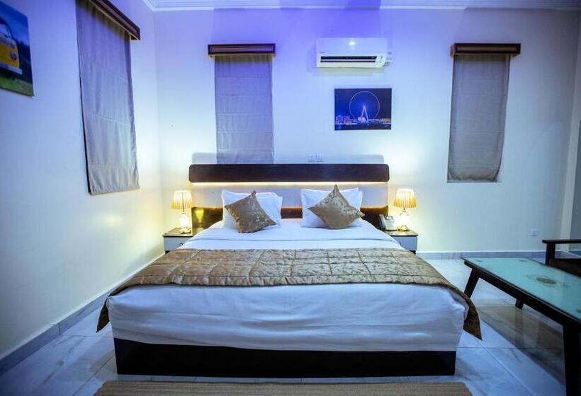 اتاق لوکس یک تخته, Apartment 79 Hotel & Suite