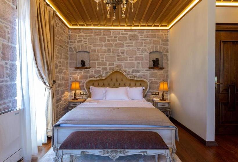 标准间带游泳池, Cunda Baradi̇el