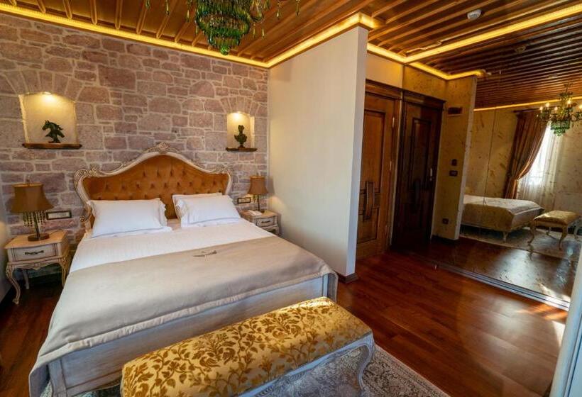 标准间带游泳池, Cunda Baradi̇el