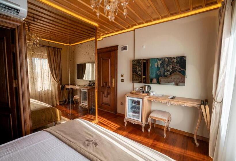 高级大房间, Cunda Baradi̇el