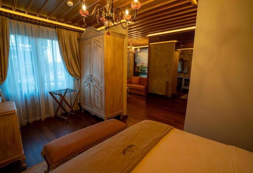 标准间带游泳池, Cunda Baradi̇el