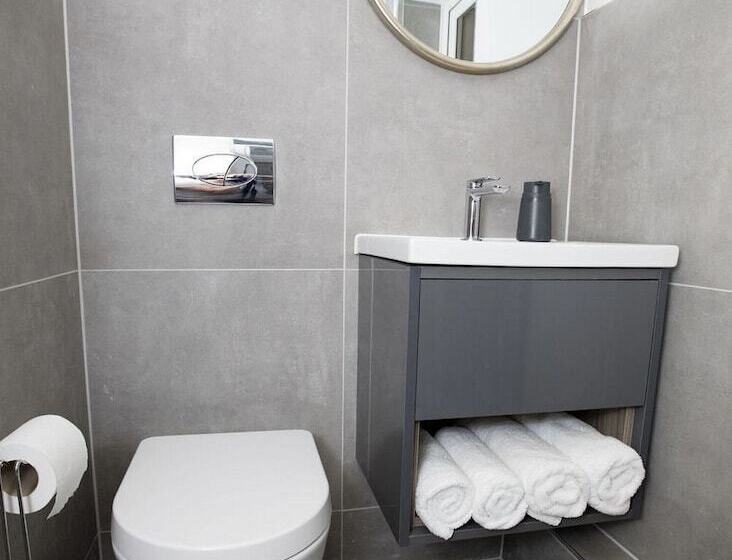 Номер Стандарт, Farmyard Inn