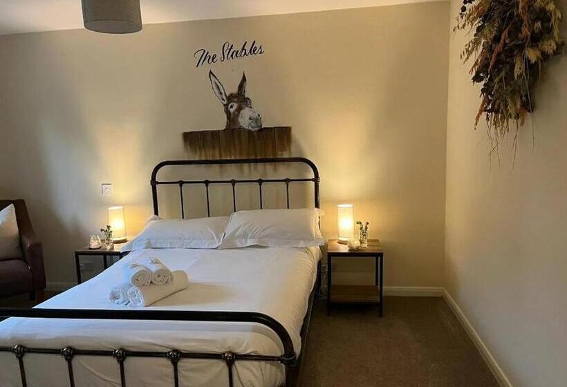 Номер Deluxe, Farmyard Inn
