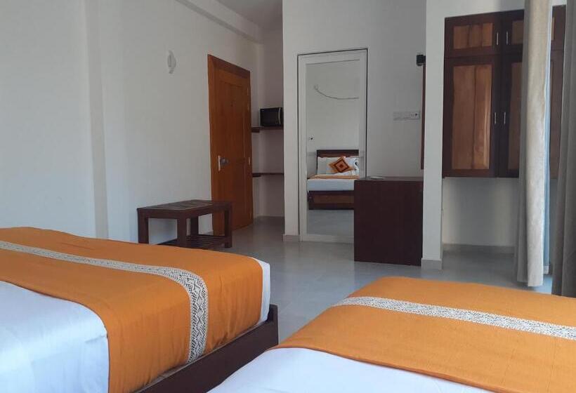 غرفة سوبيريور سرير كينج, House On The Bend