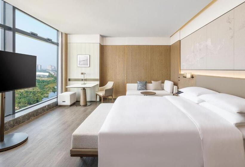 带大床的俱乐部房间, Shaoxing Marriott Hotel Shangyu