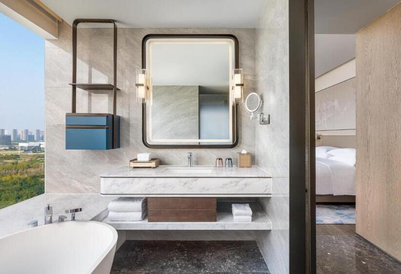 带大床的俱乐部房间, Shaoxing Marriott Hotel Shangyu