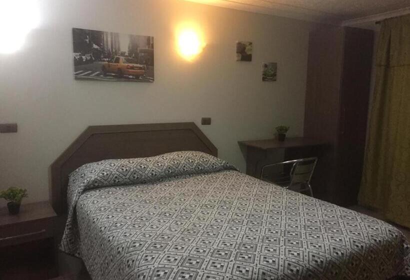 اتاق استاندارد, Hostal Quinta Normal