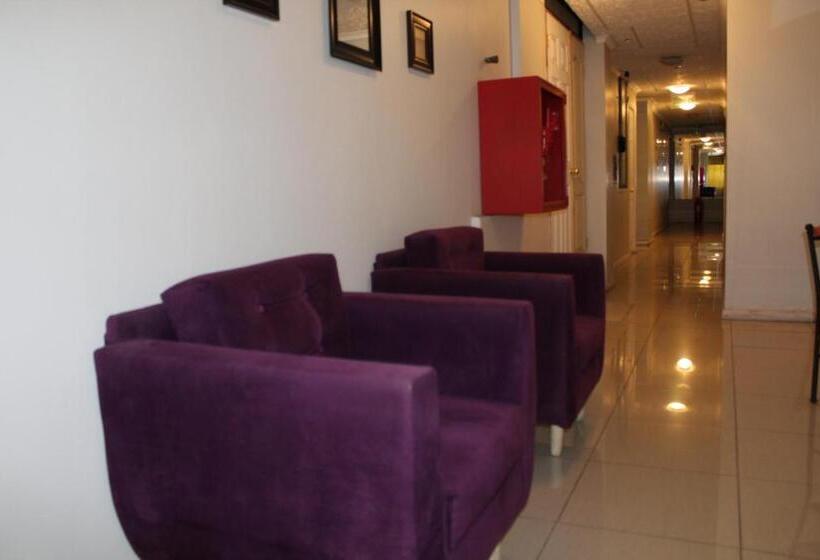 سوییت, Hostal Quinta Normal